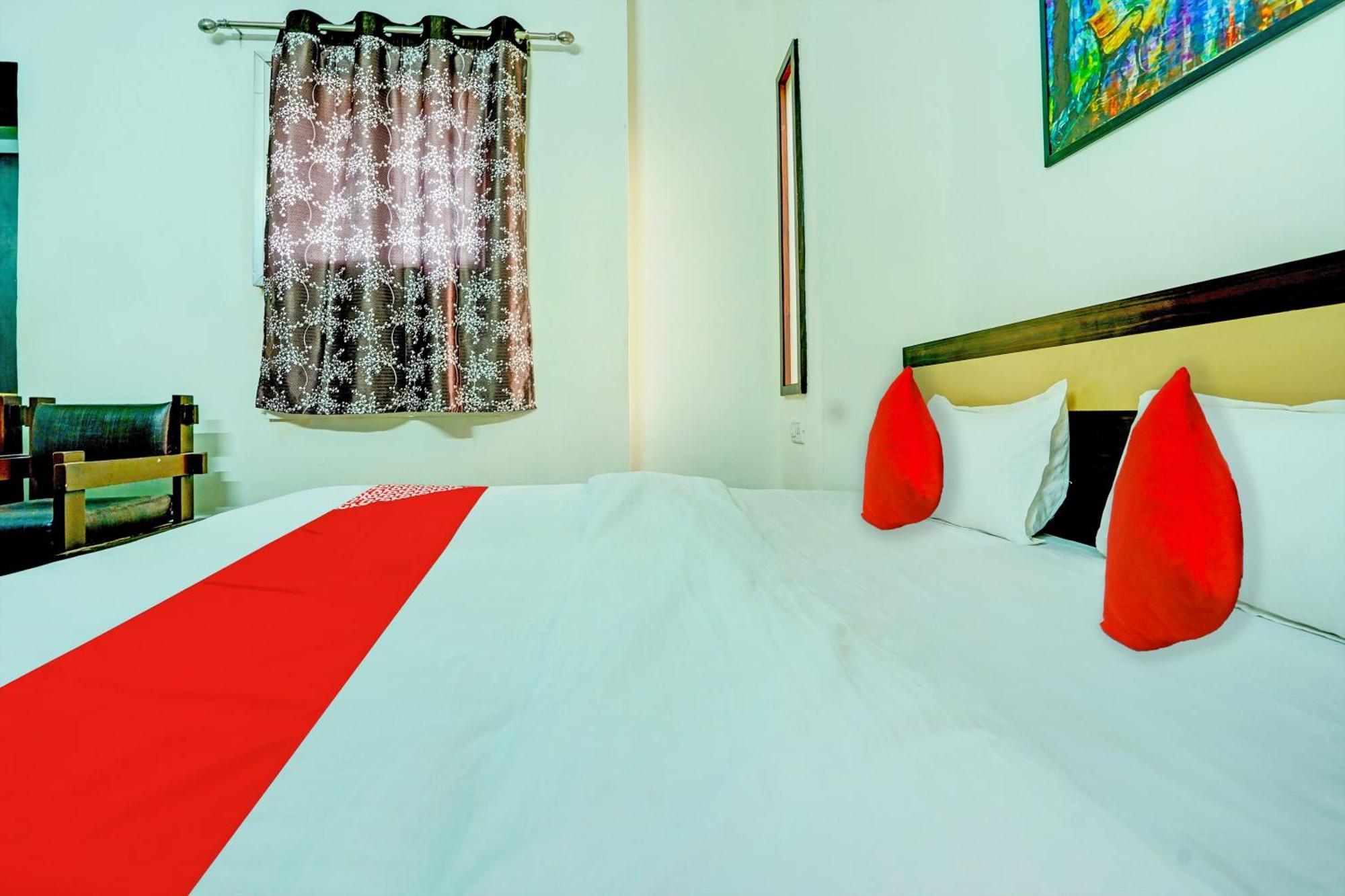 Hotel O Sunshin Deluxe Нагпур Екстериор снимка