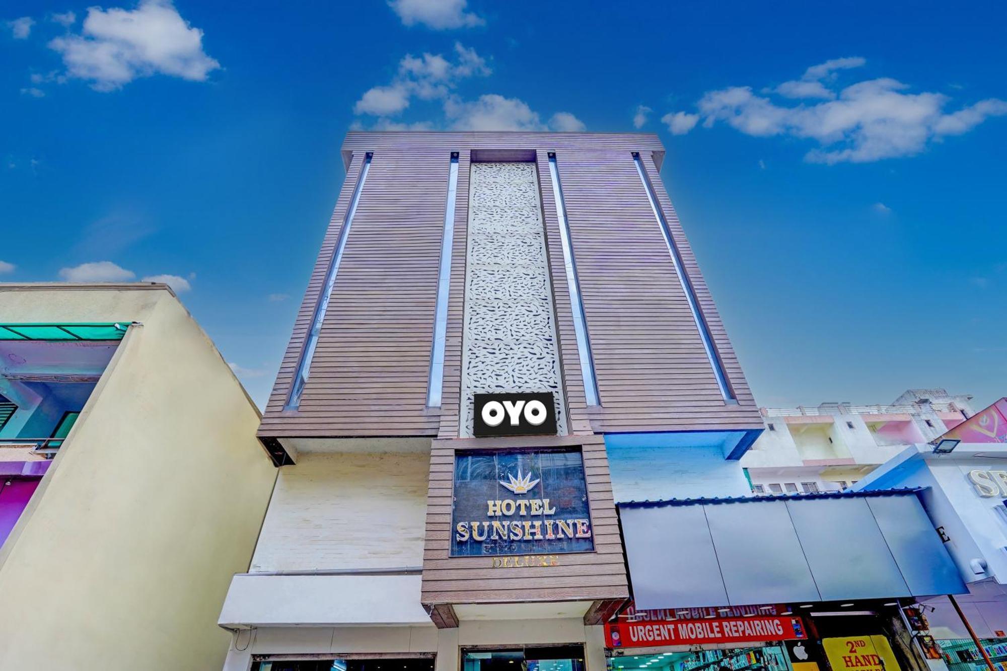 Hotel O Sunshin Deluxe Нагпур Екстериор снимка